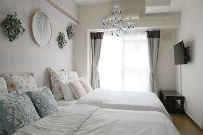 Grand Court Namba 305