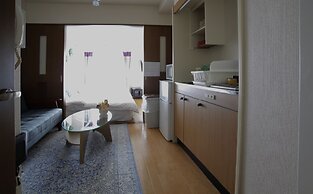 Grand Court Namba 305