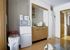 Grand Court Namba 305