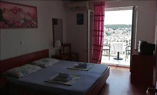 Bocin Rosso Apartments