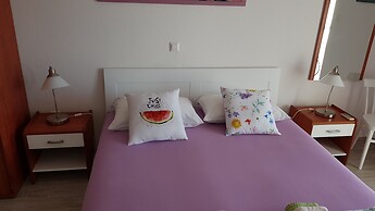 Bocin Rosso Apartments