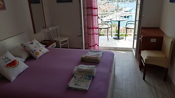 Bocin Rosso Apartments