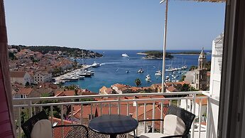 Bocin Rosso Apartments