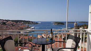 Bocin Rosso Apartments