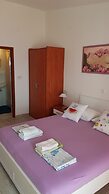 Bocin Rosso Apartments