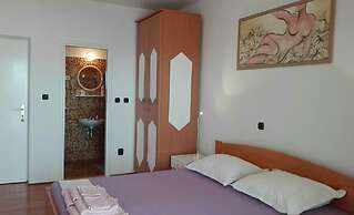 Bocin Rosso Apartments