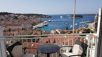 Bocin Rosso Apartments