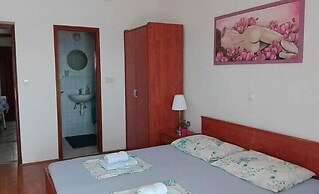 Bocin Rosso Apartments