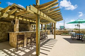 Comfort Inn & Suites Gulf Shores East Beach near Gulf State Park