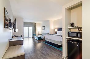 Comfort Inn & Suites Gulf Shores East Beach near Gulf State Park