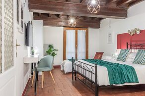 Wine Apartments Florence Ciliegiolo