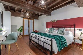 Wine Apartments Florence Ciliegiolo