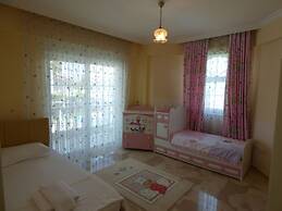 Villa Helios 11 by Elm