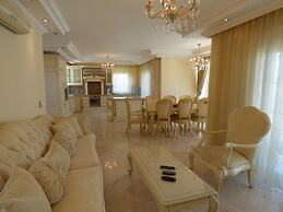 Villa Helios 11 by Elm