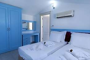 Villa Helios 3 by Elm