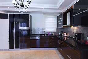 Villa Helios 1 by Elm