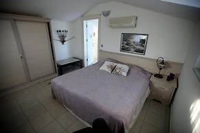 Villa Helios 1 by Elm