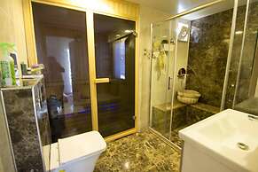 Villa Helios 1 by Elm