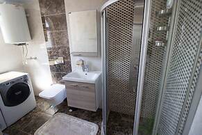 Villa Helios 1 by Elm