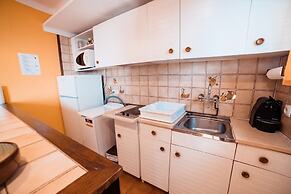 Beautiful Studio with Brilliant Views