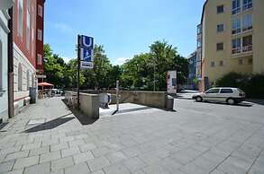 PURO Designer Apartment in the Center