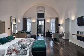 Katikies Garden Santorini - The Leading Hotels Of The World