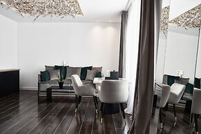 Katikies Garden Santorini - The Leading Hotels Of The World