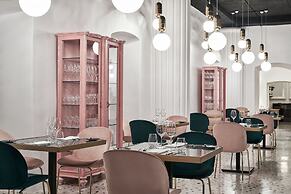 Katikies Garden Santorini - The Leading Hotels Of The World