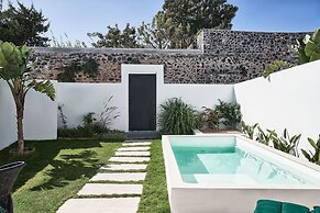 Katikies Garden Santorini - The Leading Hotels Of The World