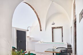 Katikies Garden Santorini - The Leading Hotels Of The World