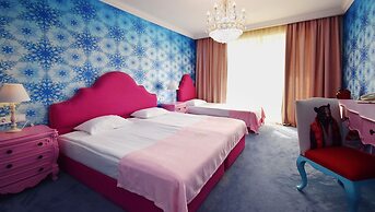 Eco Therma Village - Free Parking & Private Beach & Mineral Pool