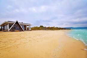 Eco Therma Village - Free Parking & Private Beach & Mineral Pool