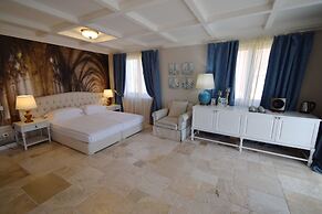 Eco Therma Village - Free Parking & Private Beach & Mineral Pool