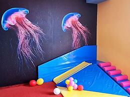 Eco Therma Village - Free Parking & Private Beach & Mineral Pool