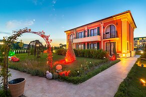 Eco Therma Village - Free Parking & Private Beach & Mineral Pool