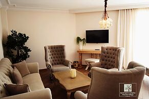 Eco Therma Village - Free Parking & Private Beach & Mineral Pool