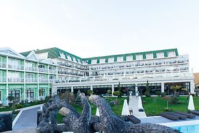 Eco Therma Village - Free Parking & Private Beach & Mineral Pool