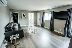 Rellik House. Winery and Alpaca Farm