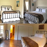 Rellik House. Winery and Alpaca Farm