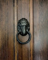 Rellik House. Winery and Alpaca Farm