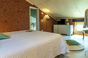 B&B Lotus House