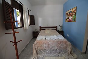 Jacuma's Lodge Hotel