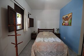 Jacuma's Lodge Hotel