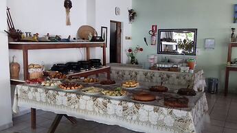 Jacuma's Lodge Hotel