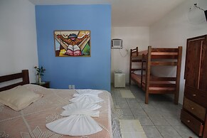 Jacuma's Lodge Hotel