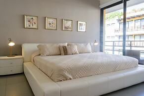 Condo Lunada by Bric