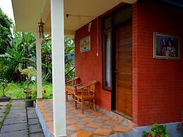 Dajan Buyan Homestay