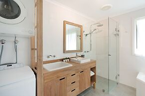 Cetacea Luxury Apartments