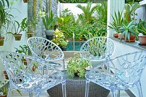 Negombo New Queen's Palace