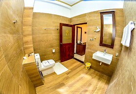 Negombo New Queen's Palace